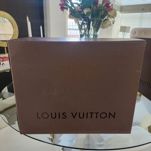 Large!! Louis Vuitton box 17" by 13.5"